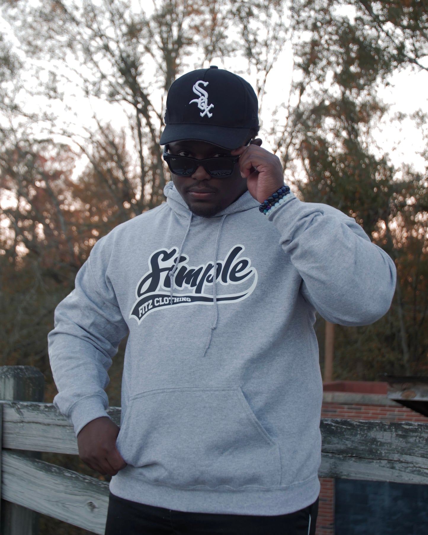 “SIMPLE” HOODIE (SIMPLE GRAY)