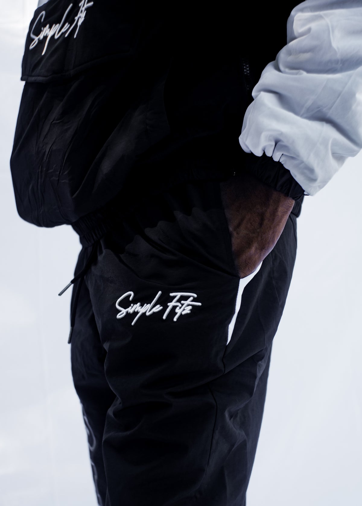 "SIMPLE FITZ" TRACKSUIT (BLACK/WHITE)