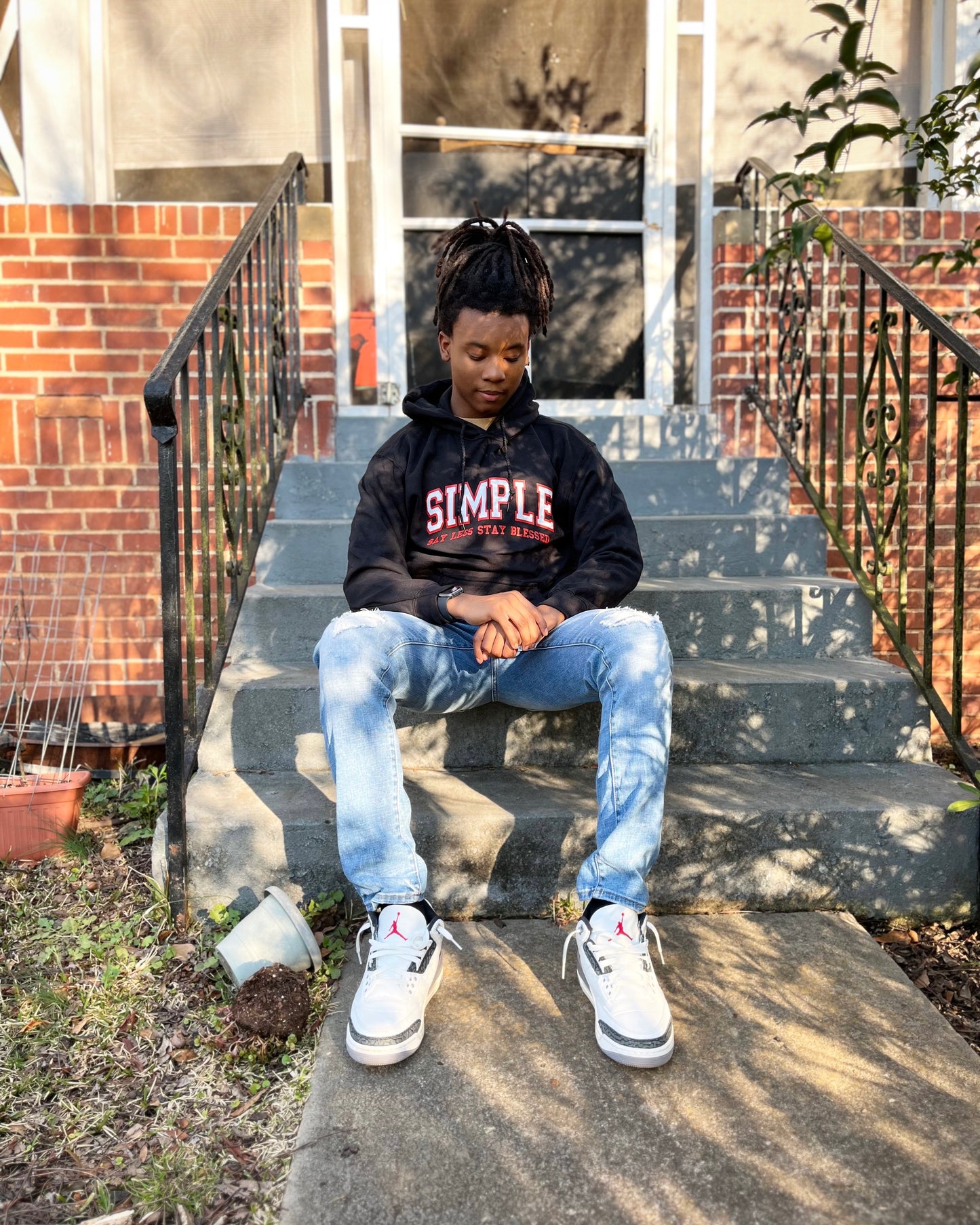 "MOTTO" HOODIE (BLACK/RED)